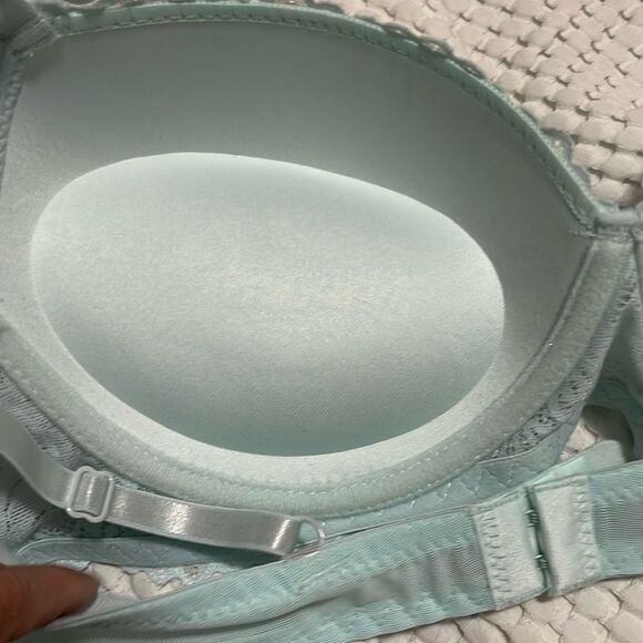 NWT- Paramour- 36B & 36C . Mega push up - Picture 8 of 8